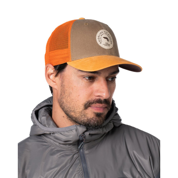 Guideline Badge Trucker Cap - Heat i gruppen Kläder & Skor / Kepsar & Huvudbonader / Kepsar hos Fishline (111065GL)