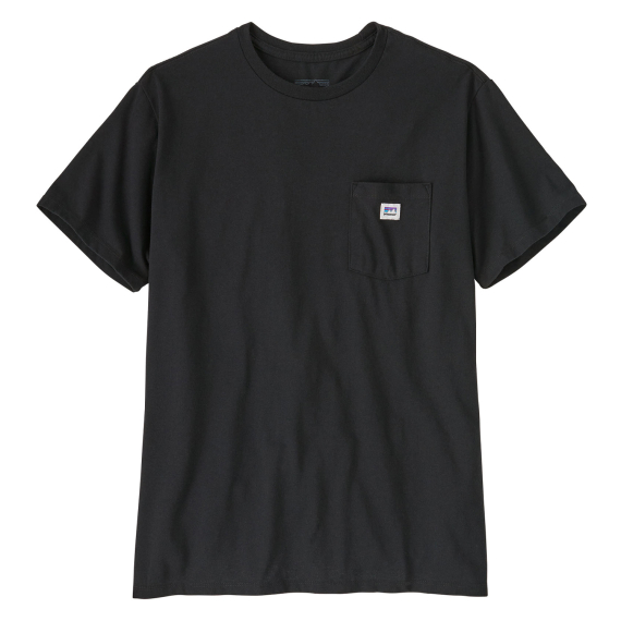 Patagonia Shop Sticker Pocket Responsibili-Tee Black i gruppen Kläder & Skor / Kläder / T-shirts hos Fishline (37762-BLK-Sr)