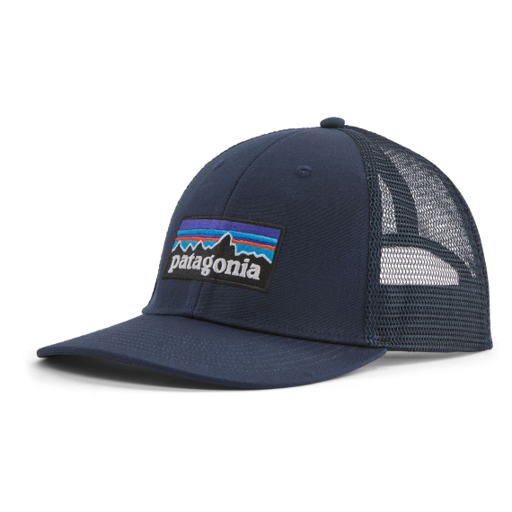 Patagonia P-6 Logo LoPro Trucker Hat New Navy i gruppen Kläder & Skor / Kepsar & Huvudbonader / Kepsar / Truckerkepsar hos Fishline (38283-NENA-ALL)