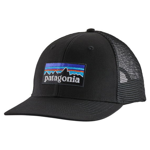 Patagonia P-6 Logo Trucker Hat Black i gruppen Kläder & Skor / Kepsar & Huvudbonader / Kepsar / Truckerkepsar hos Fishline (38289-BLK-ALL)
