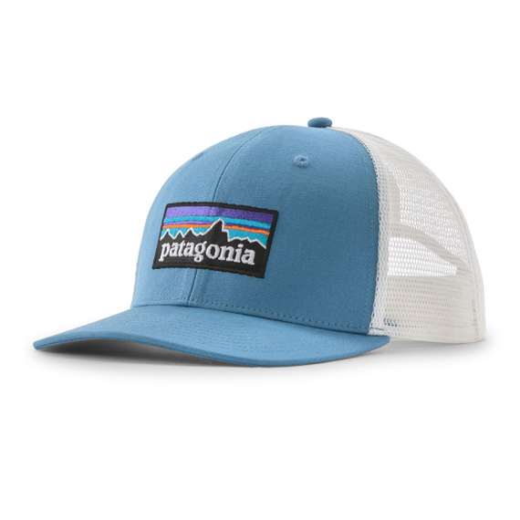 Patagonia P-6 Logo Trucker Hat SHRB i gruppen Kläder & Skor / Kepsar & Huvudbonader / Kepsar / Truckerkepsar hos Fishline (38289-SHRB-ALL)