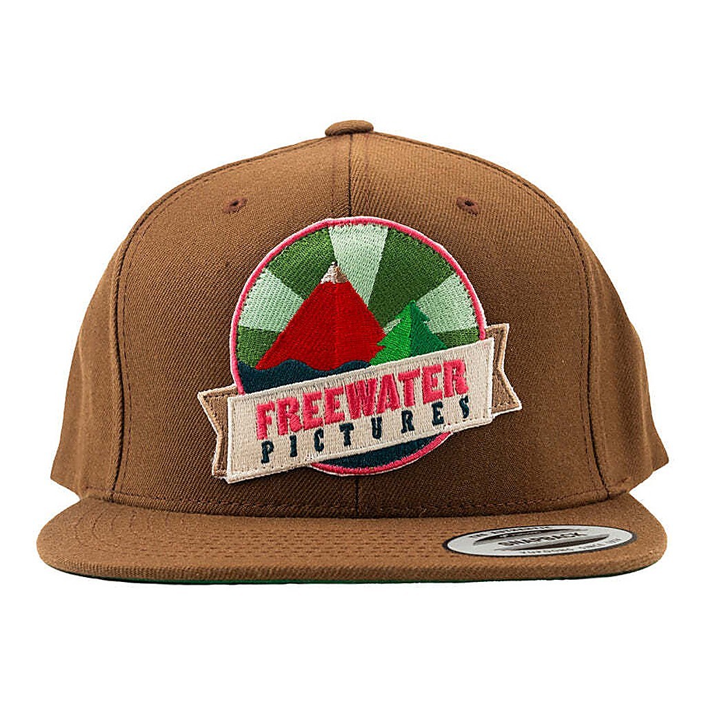 Freewater Pictures Snapback - Light Brown i gruppen Kläder & Skor / Kepsar & Huvudbonader / Kepsar / Snapbackkepsar hos Fishline (7350139701907)