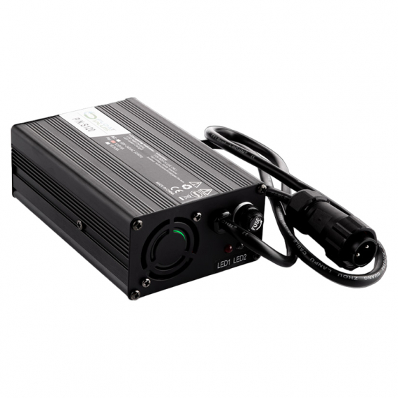 Float Plus Laddare 12,6V/5A i gruppen Marinelektronik & Båt / Marinbatterier & Laddare hos Fishline (FPCHARGER126V5AMP)