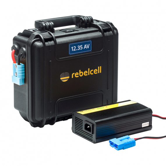 Rebelcell Outdoorbox 12.35 AV Med Laddare 12.6V10A i gruppen Marinelektronik & Båt / Marinbatterier & Laddare / Marinbatterier / Litiumbatterier hos Fishline (RC12035REUBOXPACK)