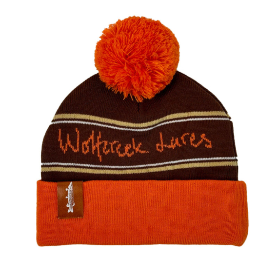 Wolfcreek Classic Logo Pom Pom Beanie - Orange/Brown i gruppen Kläder & Skor / Kepsar & Huvudbonader / Mössor hos Fishline (WCL-05-POMPOM-01-ORANGE-B)